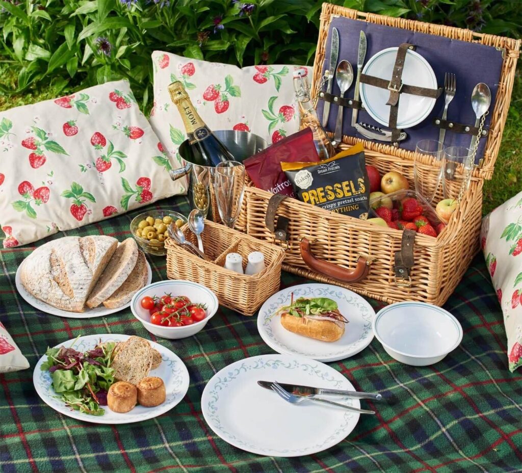 Corelle Vitrelle Livingware dish for camping