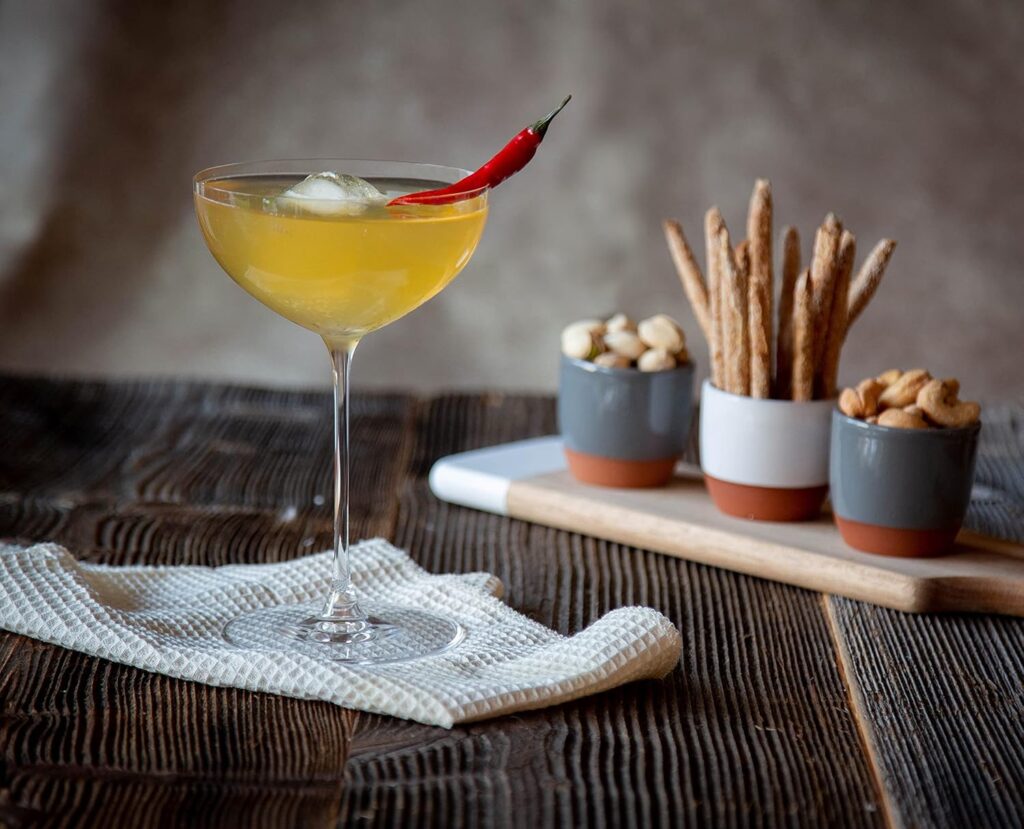 The Complete Guide to Types of Crystal Glassware: From Everyday Elegance to Heirloom Treasures 9 Champagne coupe glass