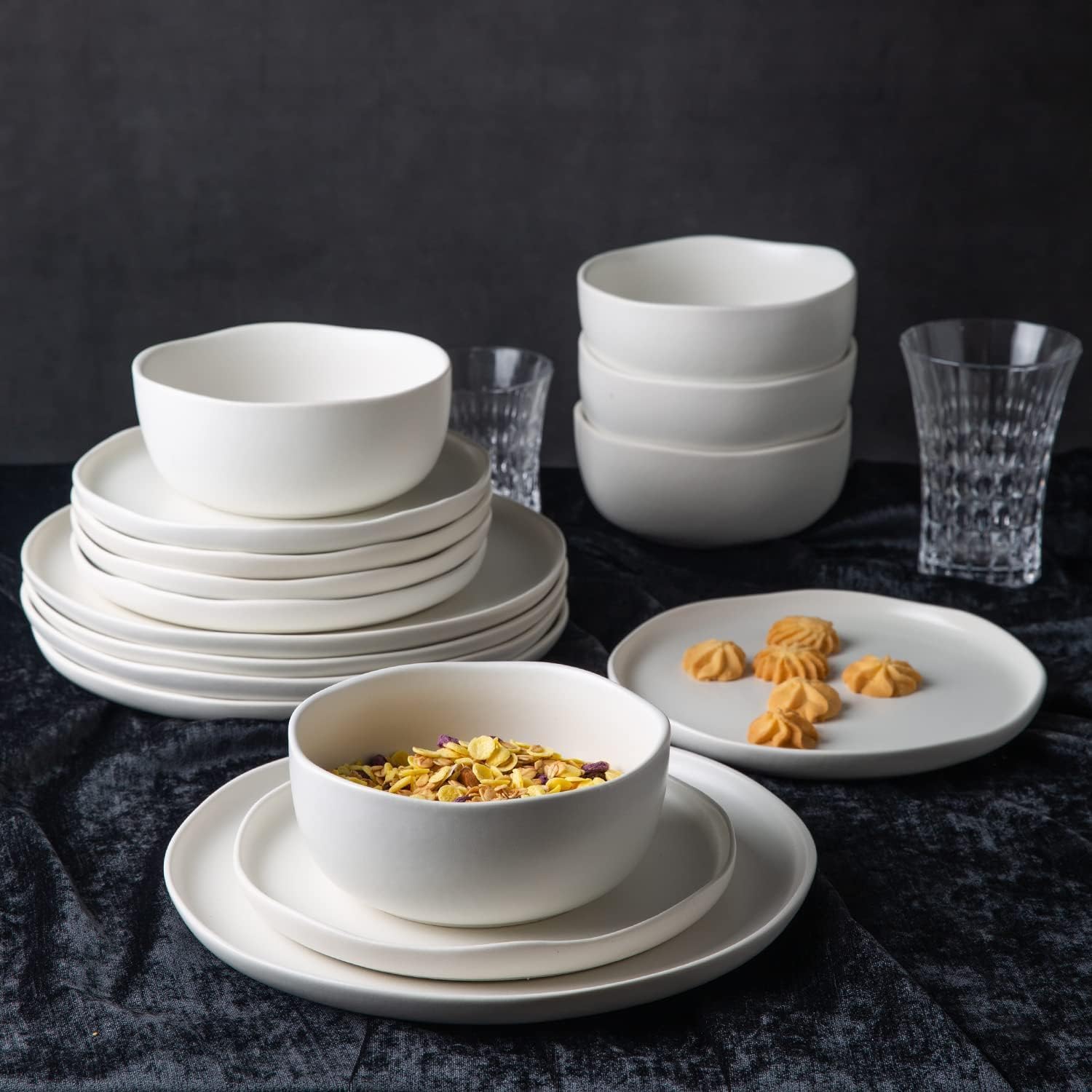 Modern high fired lead free stoneware ceramic dinnerware