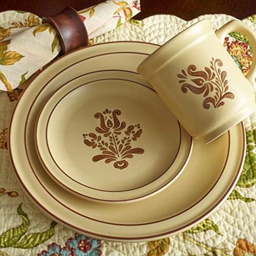 Pfaltzgraff village pattern stoneware salad plate
