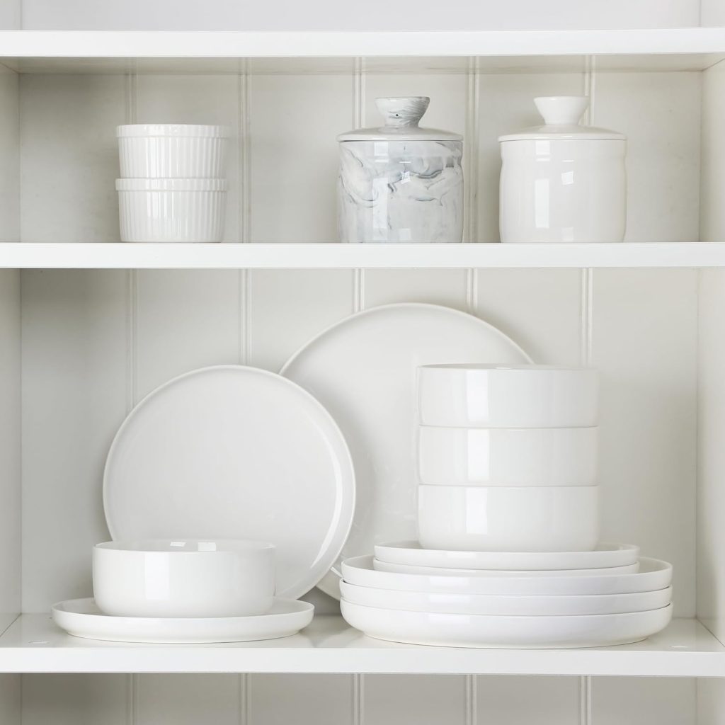 Affordable Porcelain dinnerware for residents of Lithuania